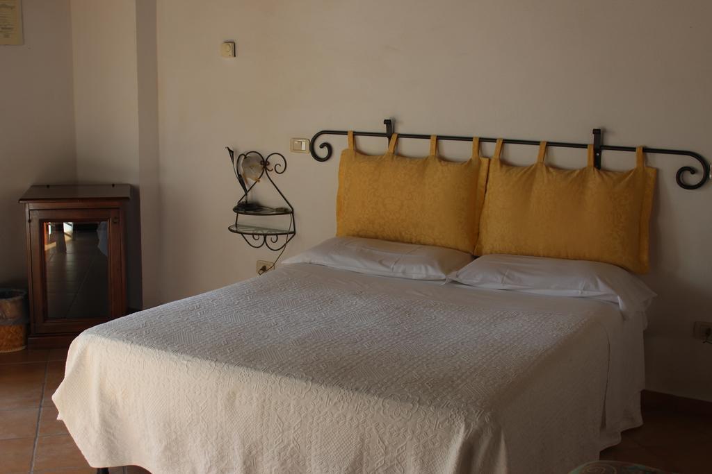 Agriturismo Il Poggiolo มอนเตเมราโน ห้อง รูปภาพ