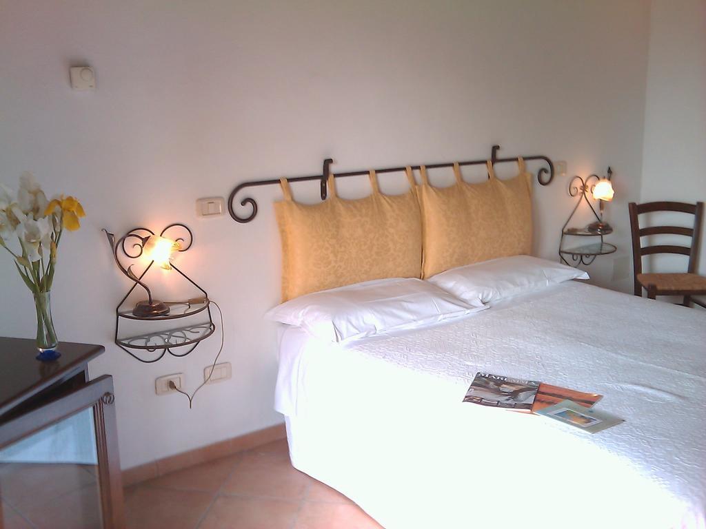 Agriturismo Il Poggiolo มอนเตเมราโน ภายนอก รูปภาพ