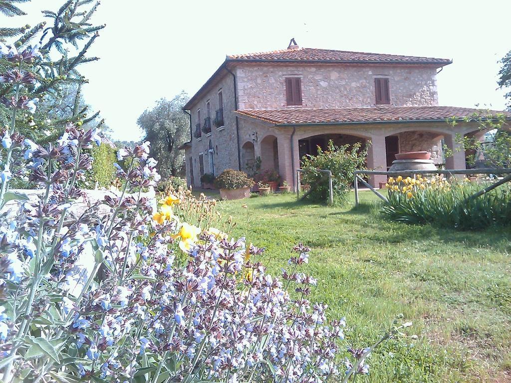 Agriturismo Il Poggiolo มอนเตเมราโน ภายนอก รูปภาพ