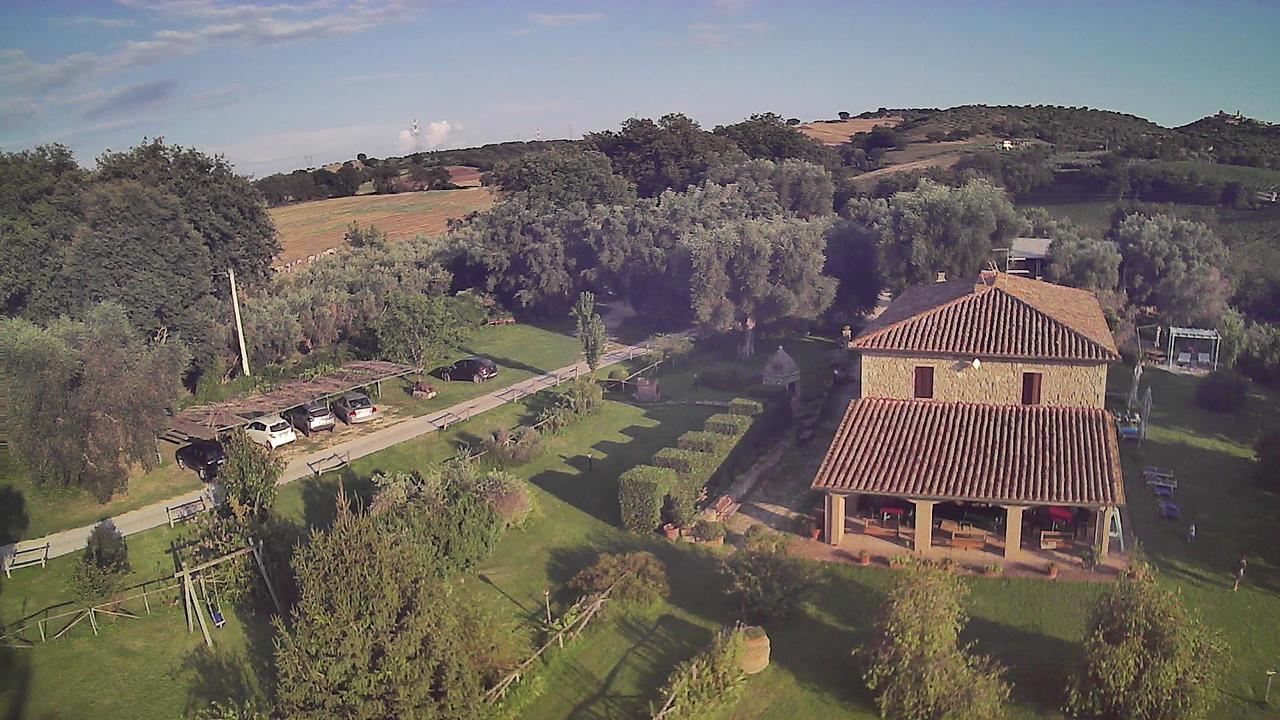Agriturismo Il Poggiolo มอนเตเมราโน ภายนอก รูปภาพ